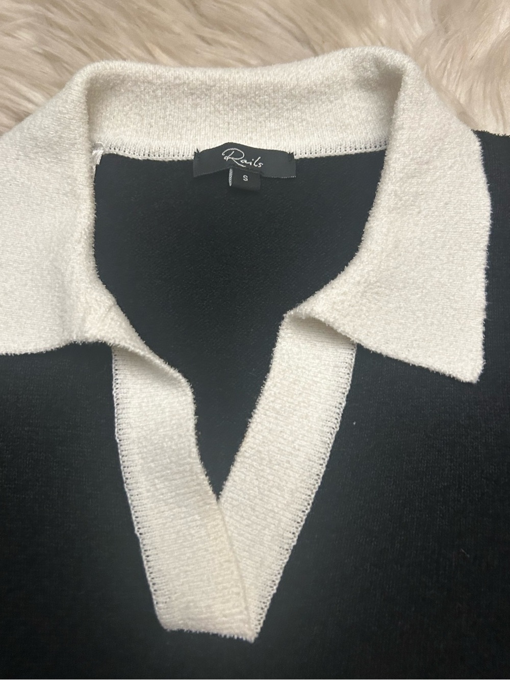 RAILS ‘Arya’ Collared Knit Top - Picture 6 of 14